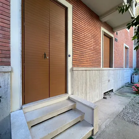 Casa Cairoli Apartament
